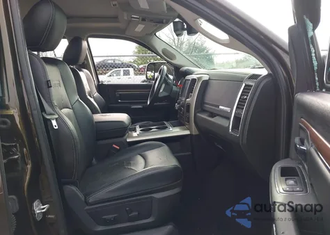 2014 Ram 1500 Laramie из США, поврежденный, VIN 1C6RR7VT4ES250305